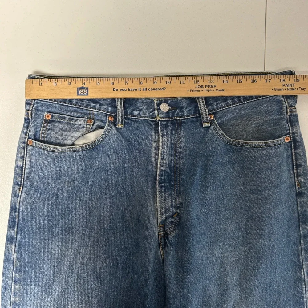 Levi's 550 Relaxed Fit Jeans Mens 38x32 Blue Medium Wash Tapered Leg Denim